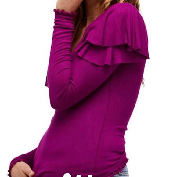 Free People berry color knit top NWT size small - Picture 3 of 5